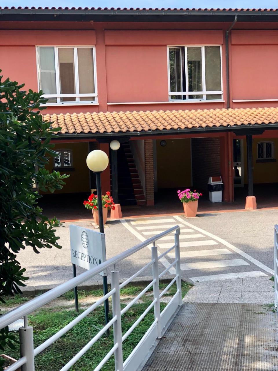 Green Park Bologna Residence מראה חיצוני תמונה